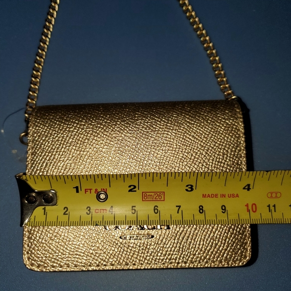 NWT COACH Mini Wallet Crossbody on a Chain, GOLD/GOLD Colorway RARE to find - Picture 7 of 10